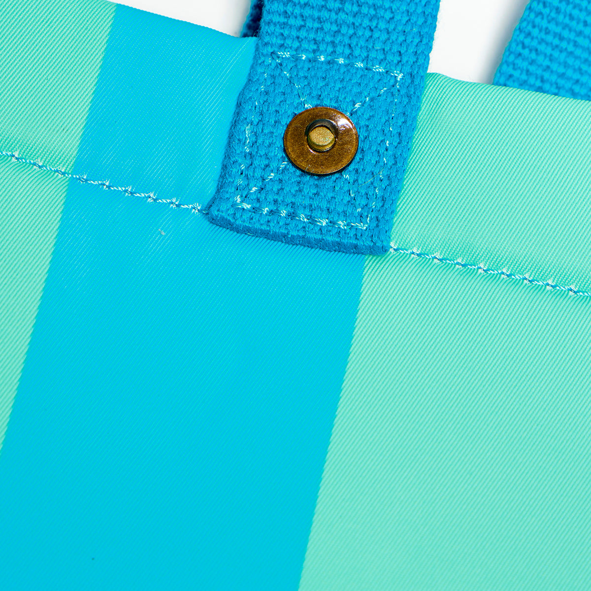 Detail | Lunch Bag Blue Cabana Stripe