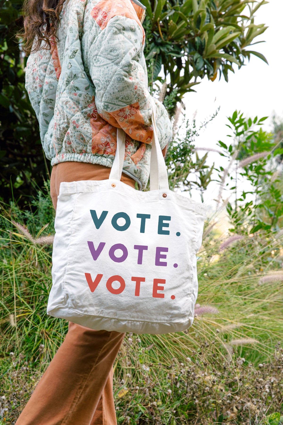 Vote Tote | Lifestyle of Vote Tote