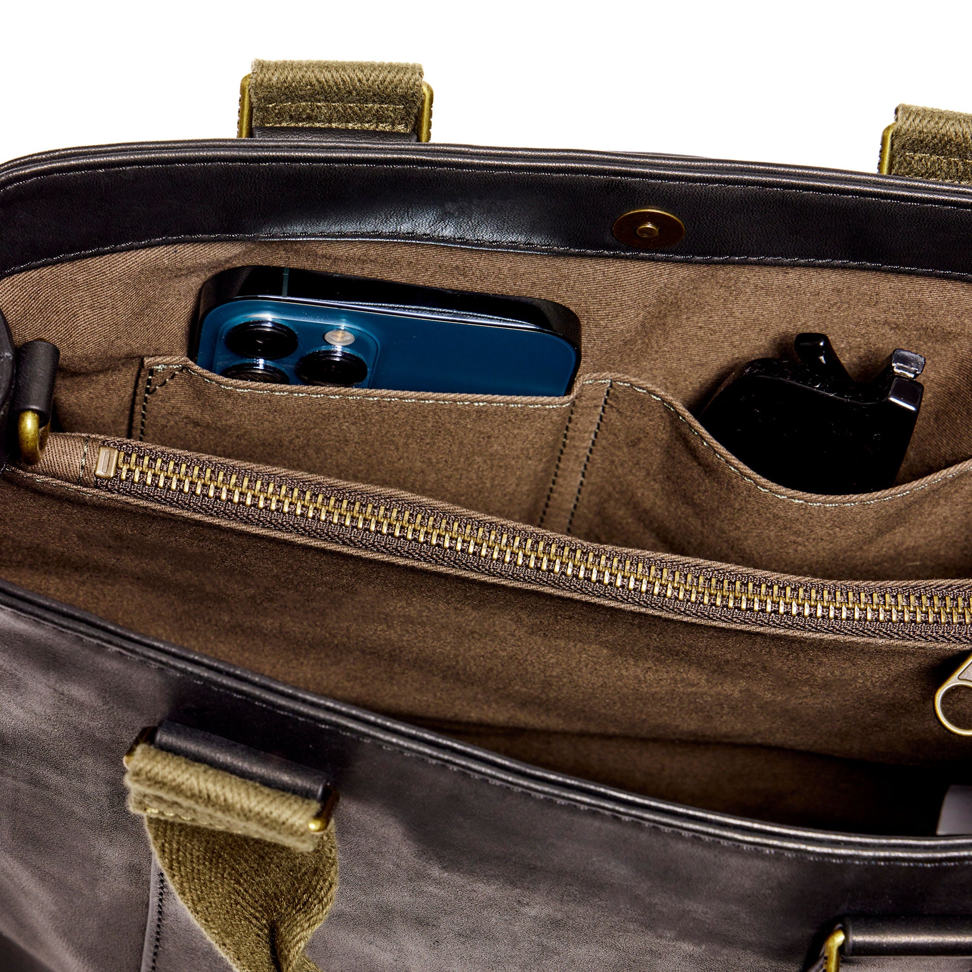 FEED, Bags, Feed Leather Work Bag Tote Ipad Kindle Business Quiet Luxury  Minimalist Travel